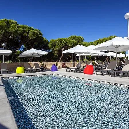 Barcelo 4*