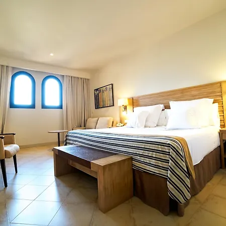 Barcelo Resort 4*